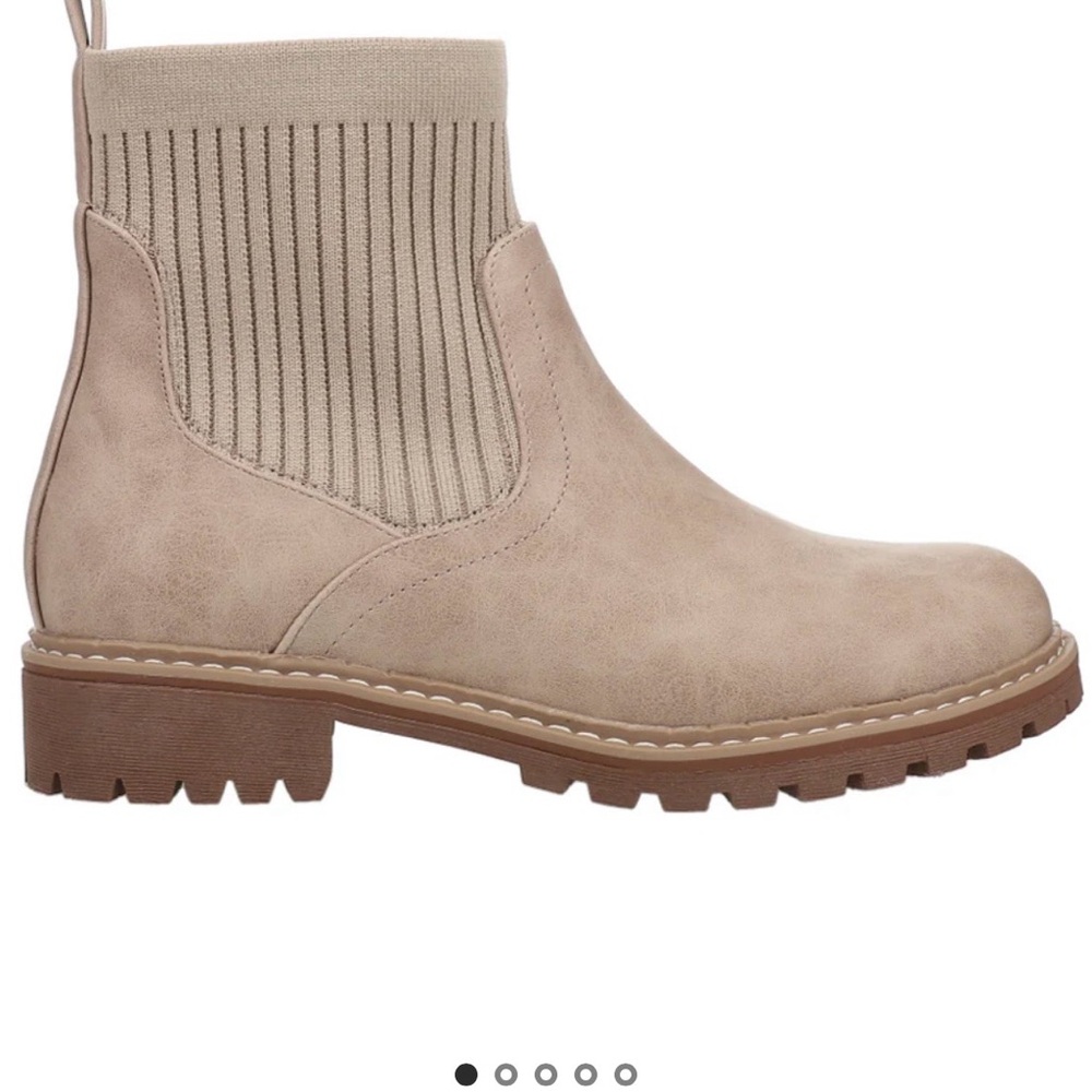 Corkys Cabin Fever Ankle Boots. New with box - Picture 2 of 8